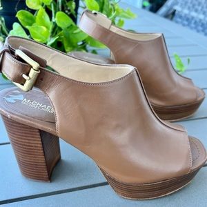 Michael Kors Camel Platform Shoes Size 7